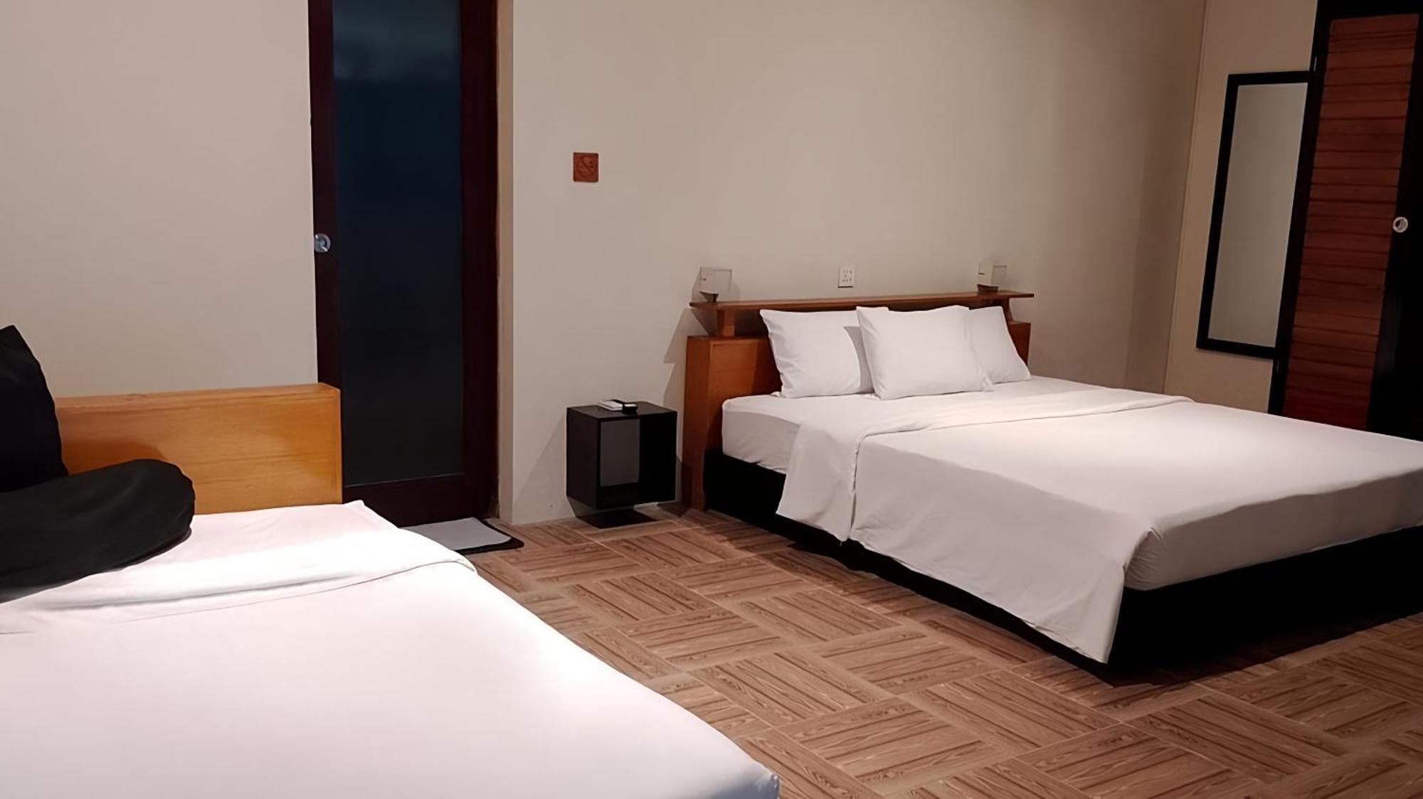 Javacove Beach Hotel Batukaras Kültér fotó